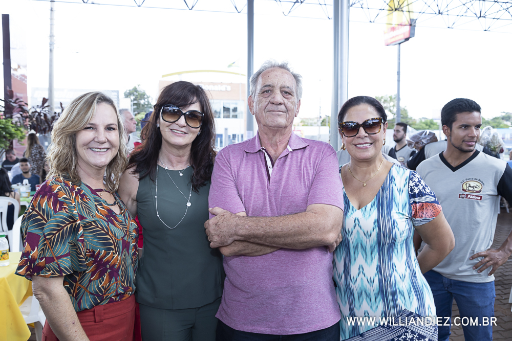 Porco-no-rolete-fiat-padova-sertaozinho