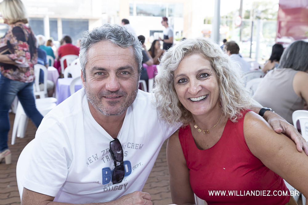 Porco-no-rolete-fiat-padova-sertaozinho