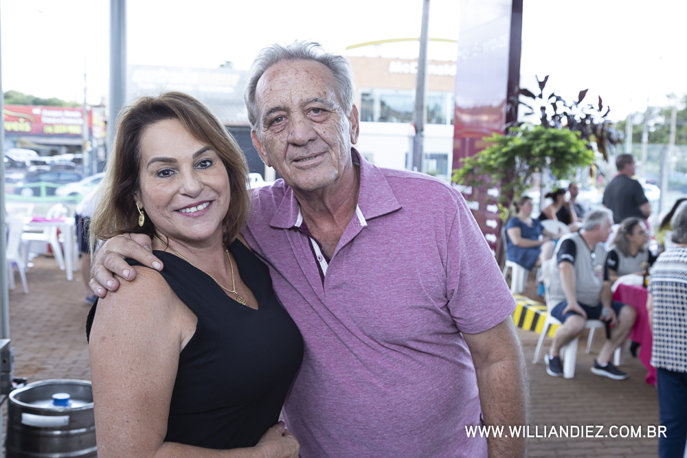 Porco-no-rolete-fiat-padova-sertaozinho