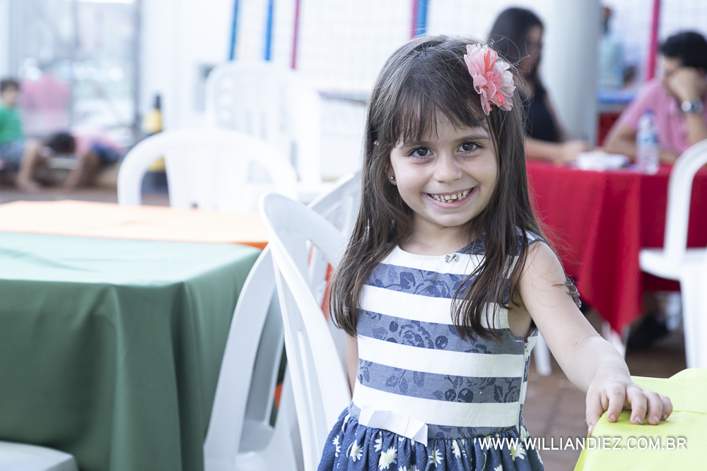 Porco-no-rolete-fiat-padova-sertaozinho