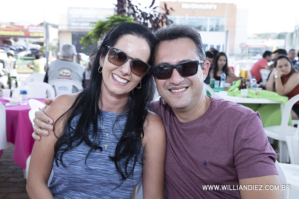 Porco-no-rolete-fiat-padova-sertaozinho