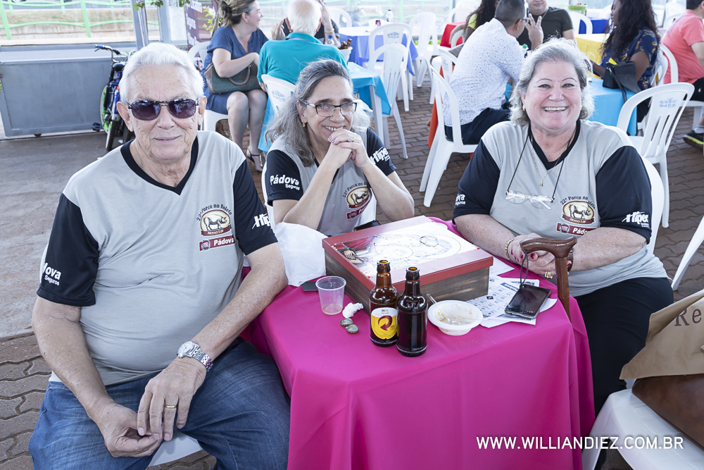 Porco-no-rolete-fiat-padova-sertaozinho