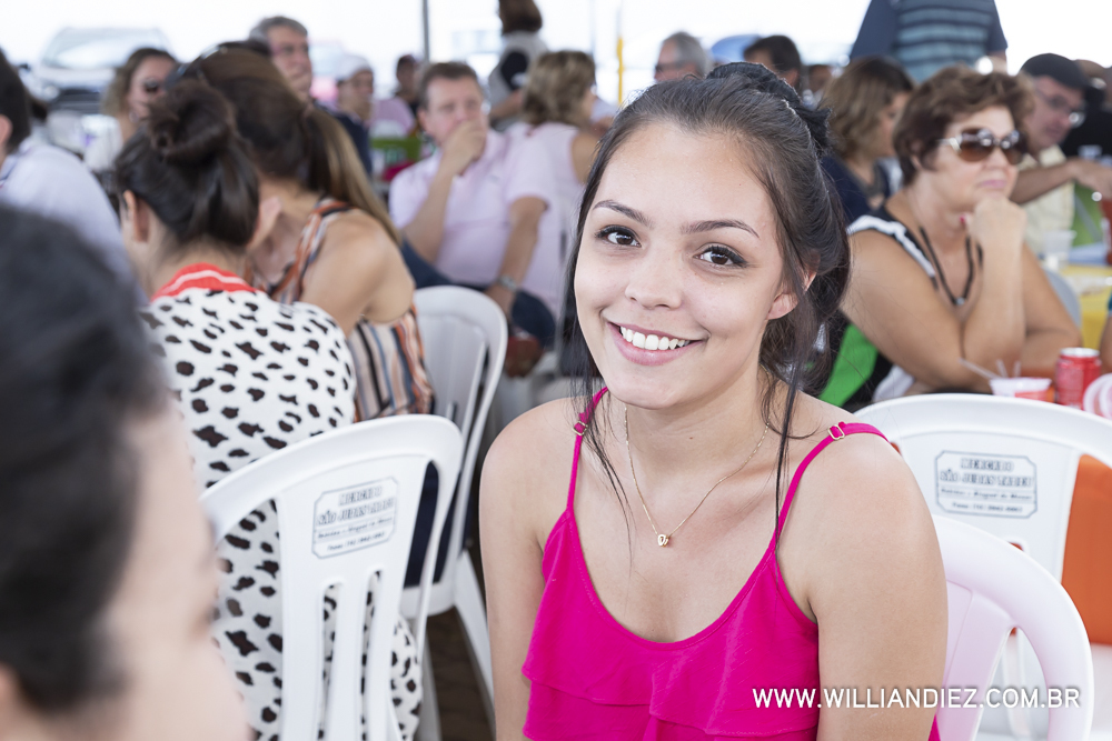 Porco-no-rolete-fiat-padova-sertaozinho