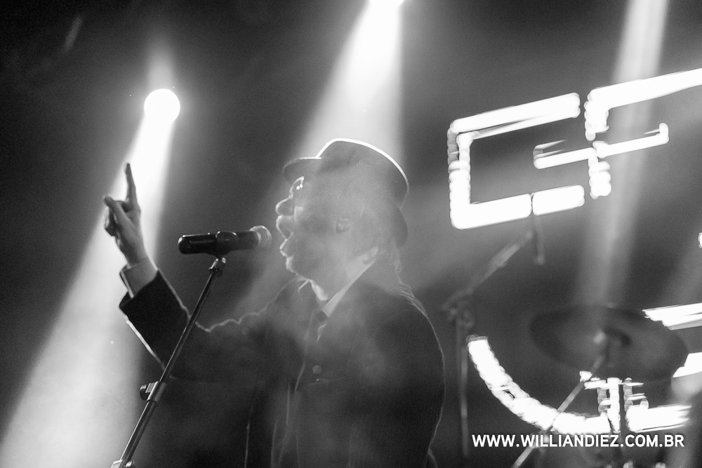 banda-camisa-de-venus