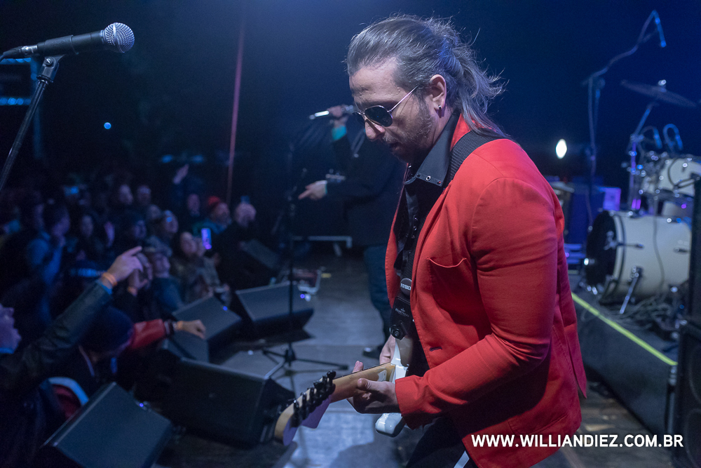 banda-camisa-de-venus