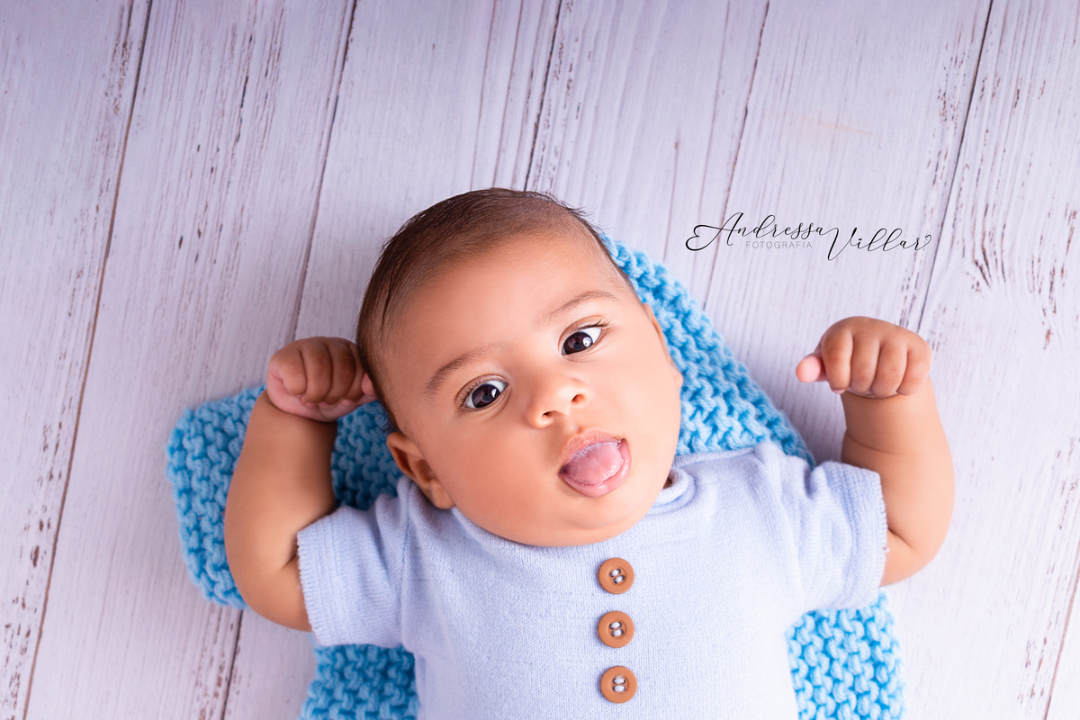 Gustavo dando língua 