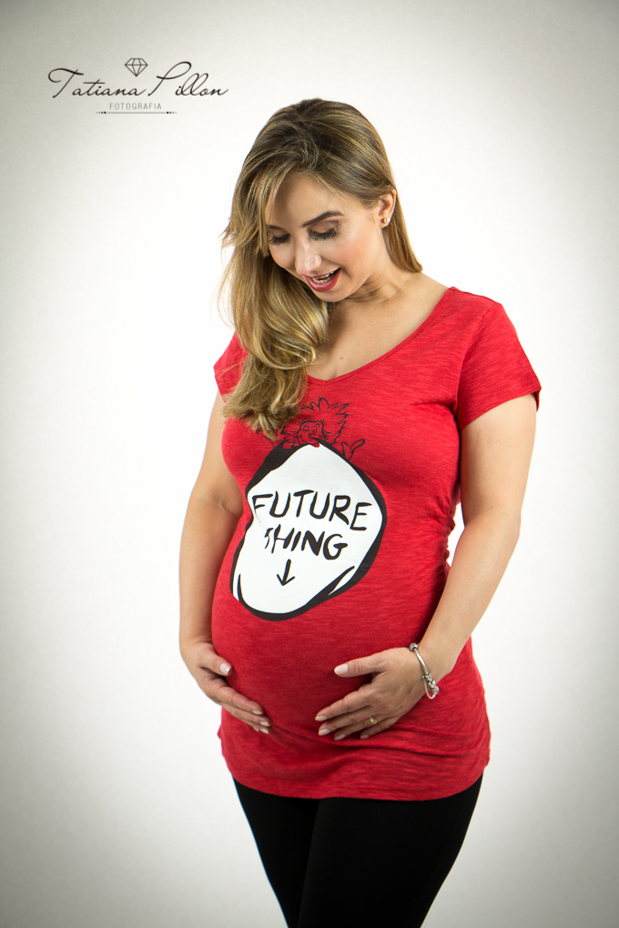 Essa roupa foi comprada há muito tempo! A Fernanda já era muito desejada! E finalmente ela veio... ainda está na barriga da mamãe, mas já já vai estrear nesse mundão!