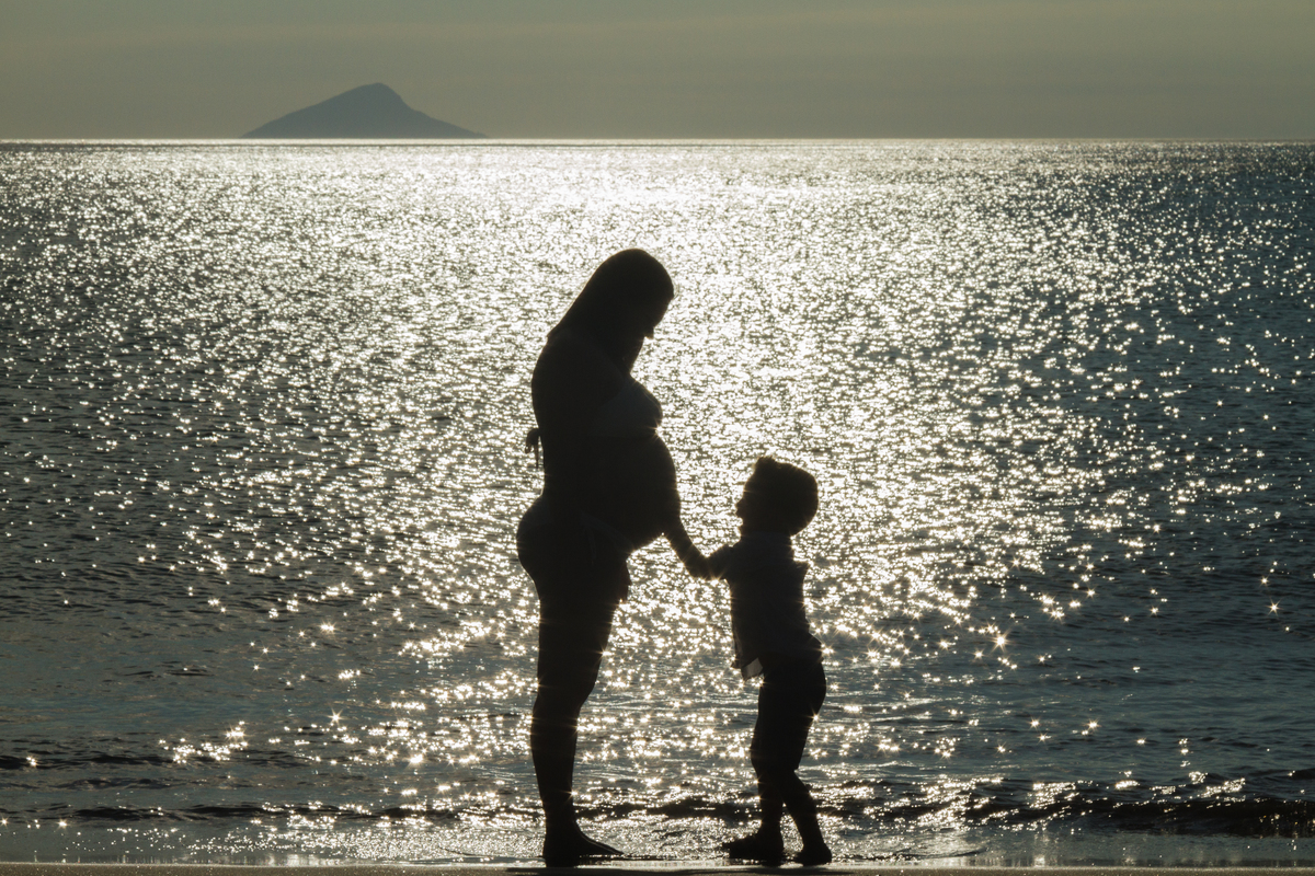 ensaio gestante na praia de Pauba