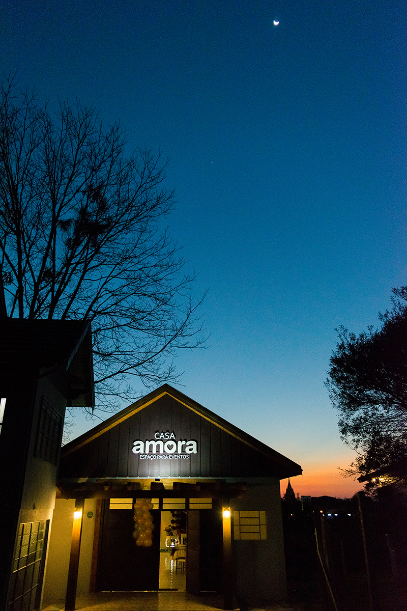 Pôr-do-Sol na Casa Amora Festas