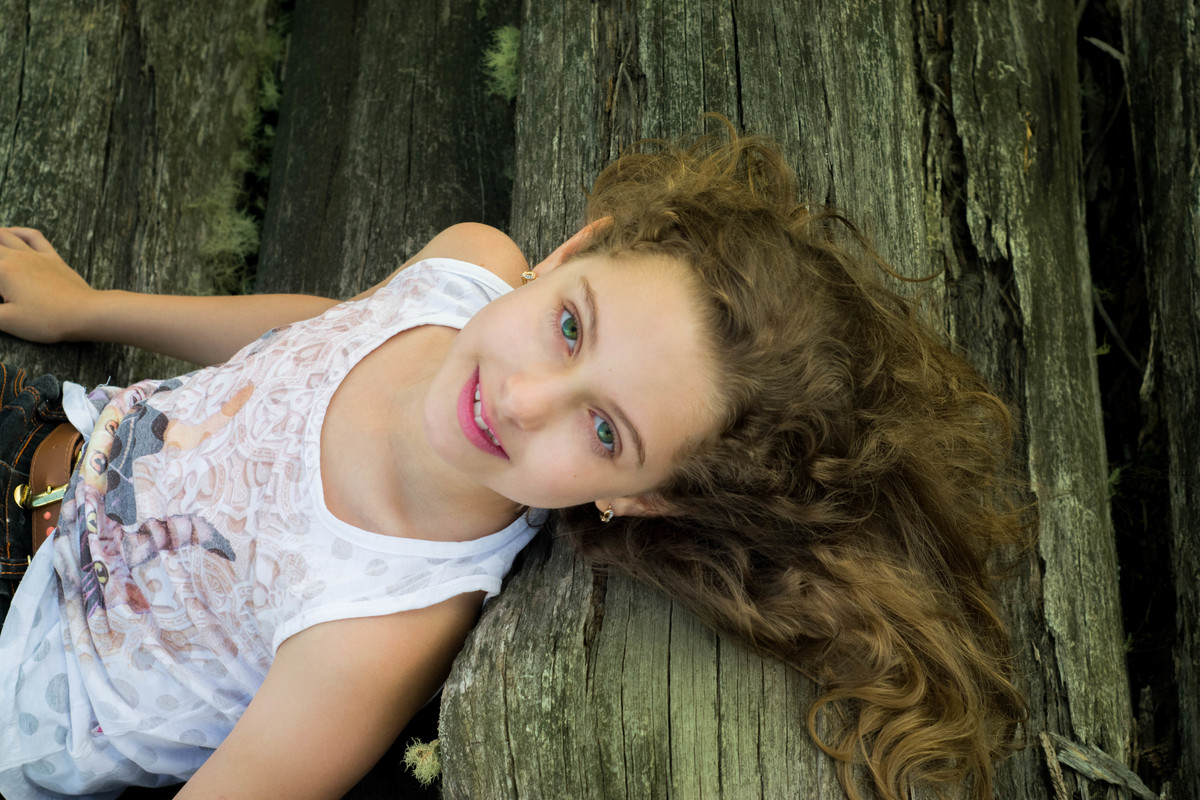 Lara Genz Hoffmann - 10 anos - book - externo