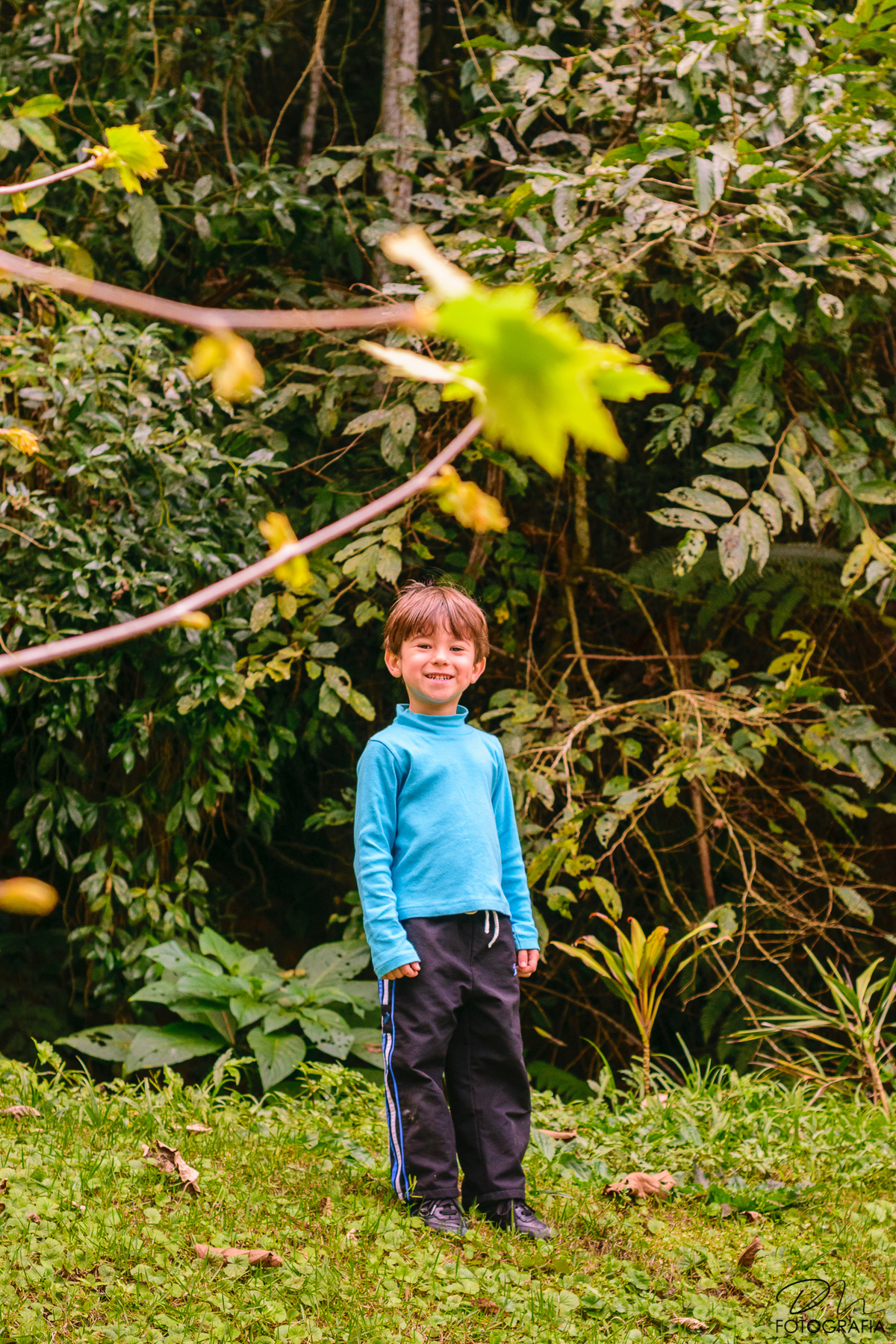 Lucas - Dia das Crianças - Aniversário - book - infantil - ensaio fotográfico - Country Clube - Nova Friburgo - Rio de Janeiro - RJ - Natureza - Paisagem