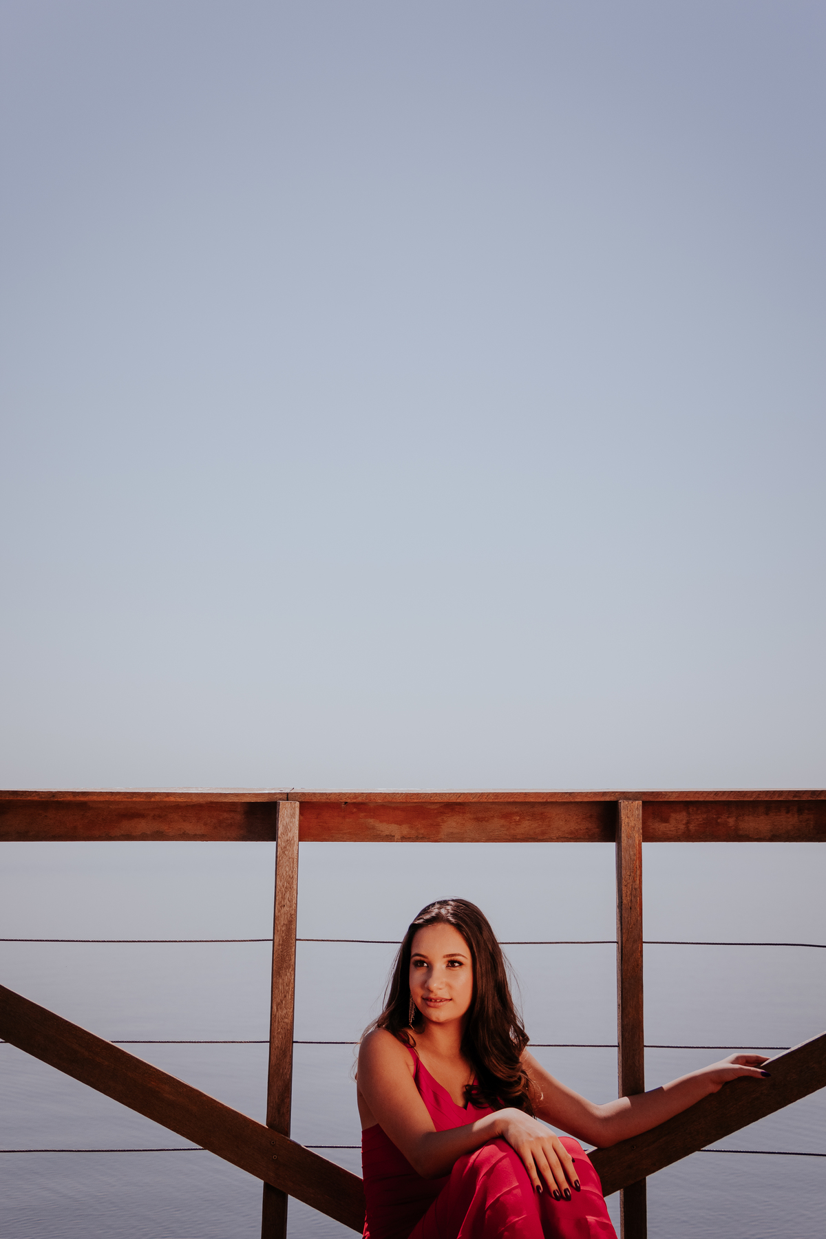 ensaio fotográfico feminino debutante realizado pela fotografa de bauru thais augusto fotografia no hotel farol do lago em avaré piraju - sp fotos naturais, espontaneas criativas e direcionadas para a mulher se sentir com a auto estima elevada e linda 