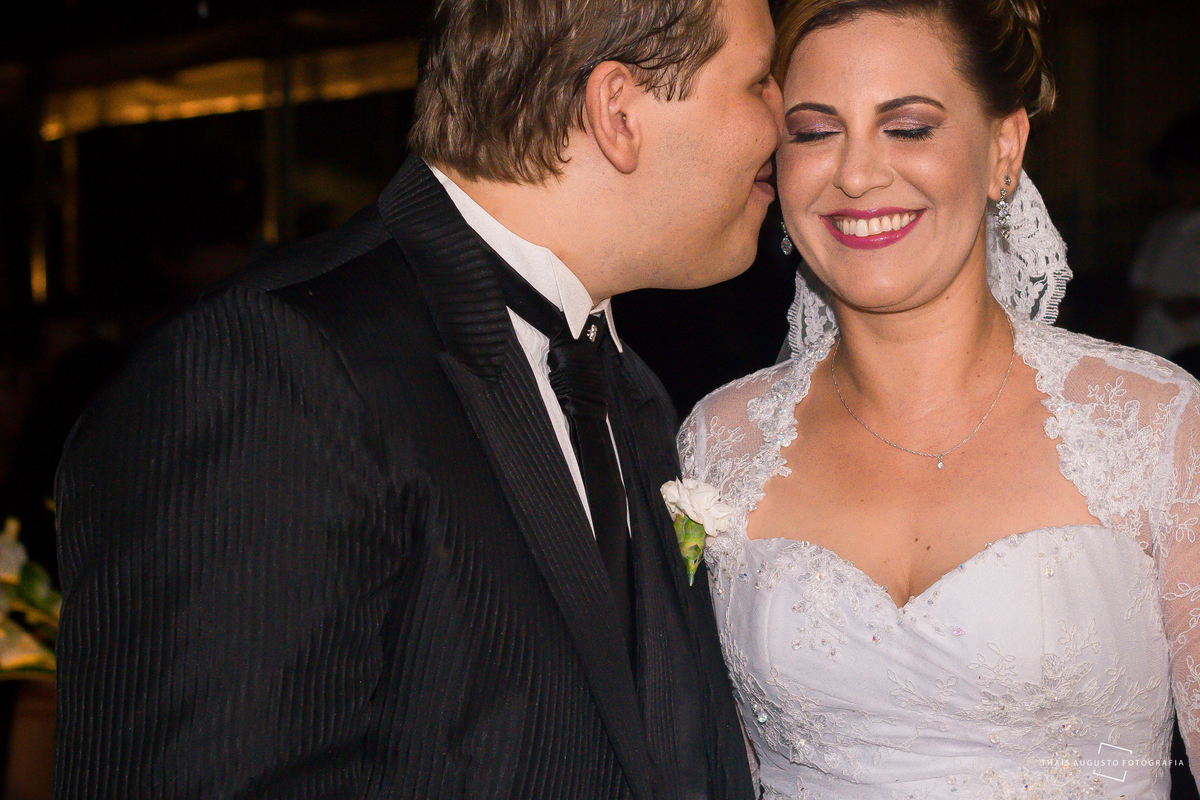 Casamento realizado na cidade de Bauru.SP, make nas Camillas e casamento na chácara santa felicidade, wedding Carmecy & Paulo Tonon, fotos Thais Augusto Fotografia, fotógrafa na cidade de Bauru-SP, fotos com autoria e criatividade emoção fotos espontâneas