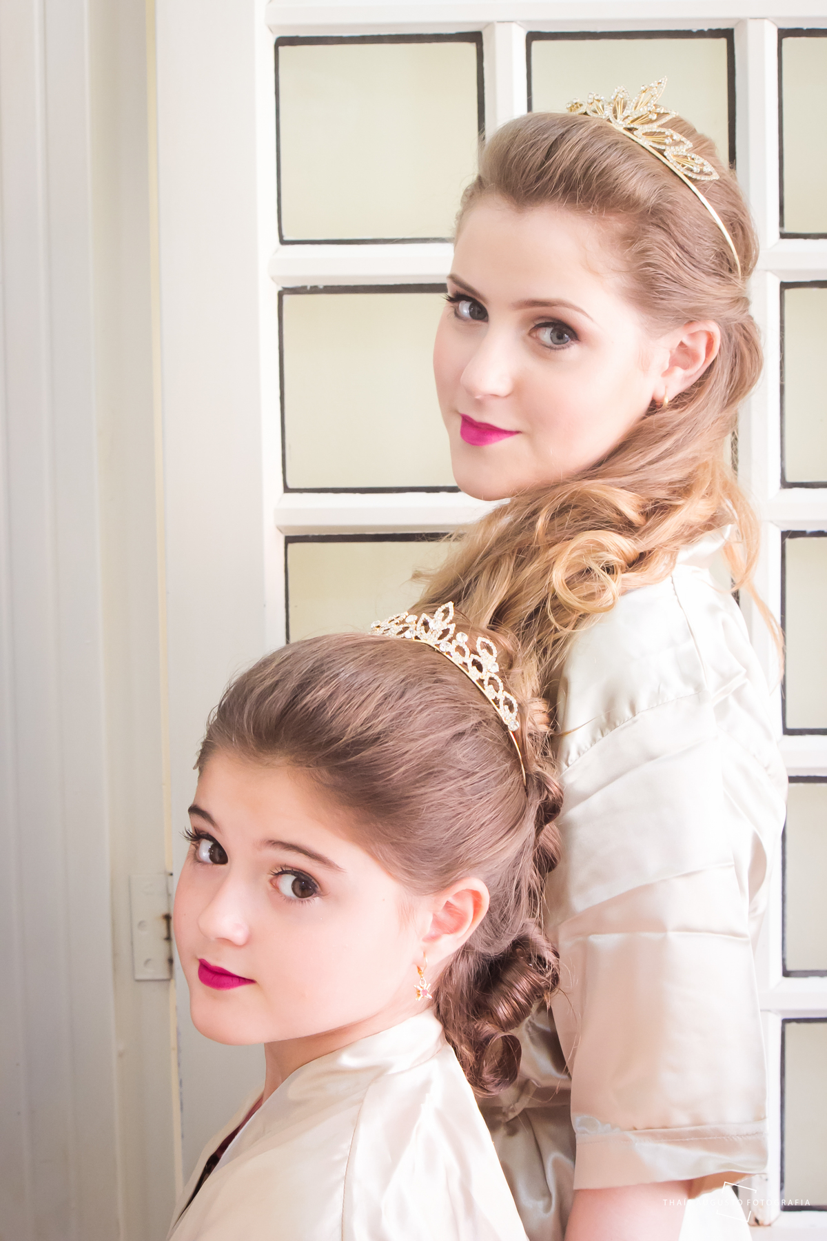 casamento realizado na cidade de monte azul paulista.sp noivos Indira & Tiago casal músico ensaio fotográfico de músico com instrumentos musicais super romantico fotos espontâneas e criativas em Bauru fotógrafa Thais Augusto Fotografia, fotos de casamento