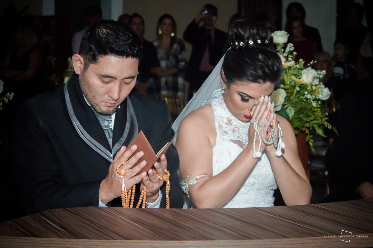 casamento budista em bauru raphaela e milton, fotos espontâneas e criativas salão de festas e cerimonia no Espaço Berbel, casamento japonês, religião budista cheio de amor fotos de Thais Augusto Fotografia de eventos e casamentos foto autoral e espontânea