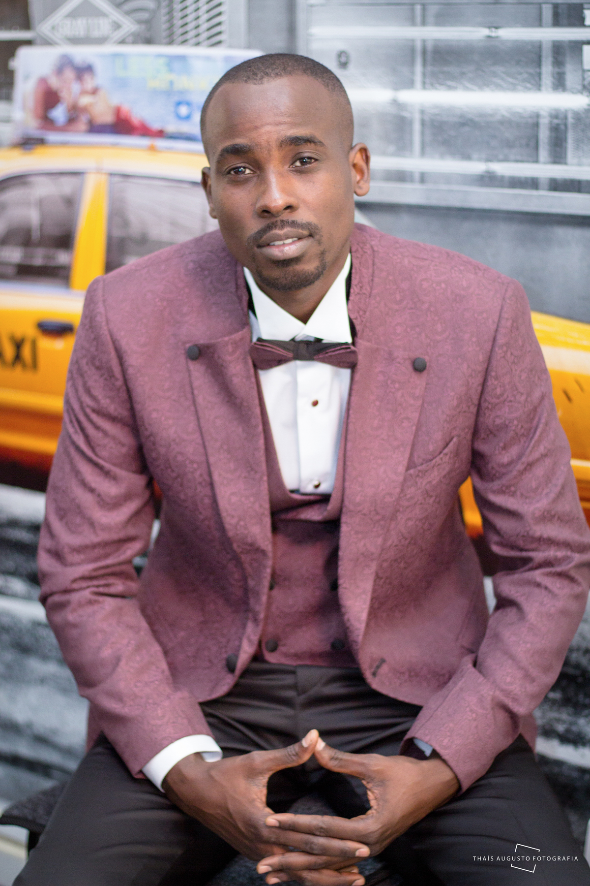 modelo de terno de noivo fora do tradicional