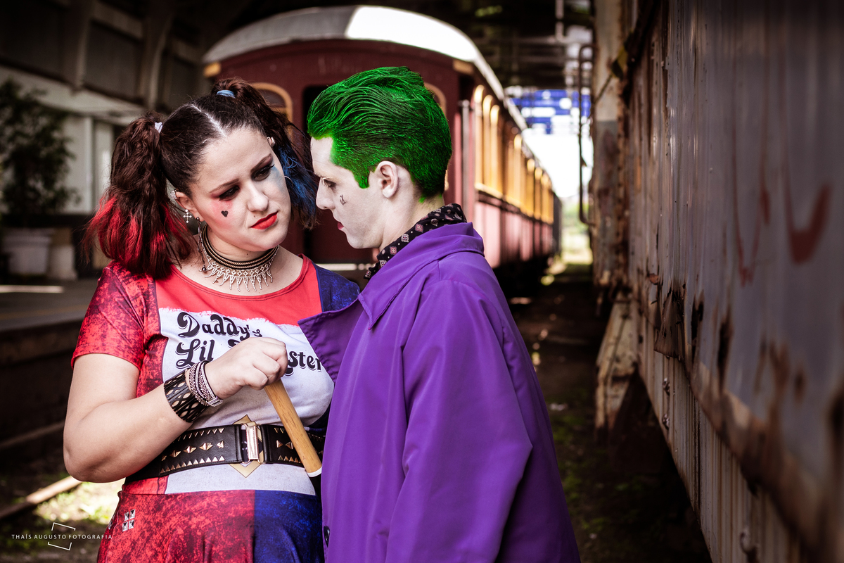 trem envelhecido, trem desativado é cenário fotográfico em bauru para ensaio pre casamento