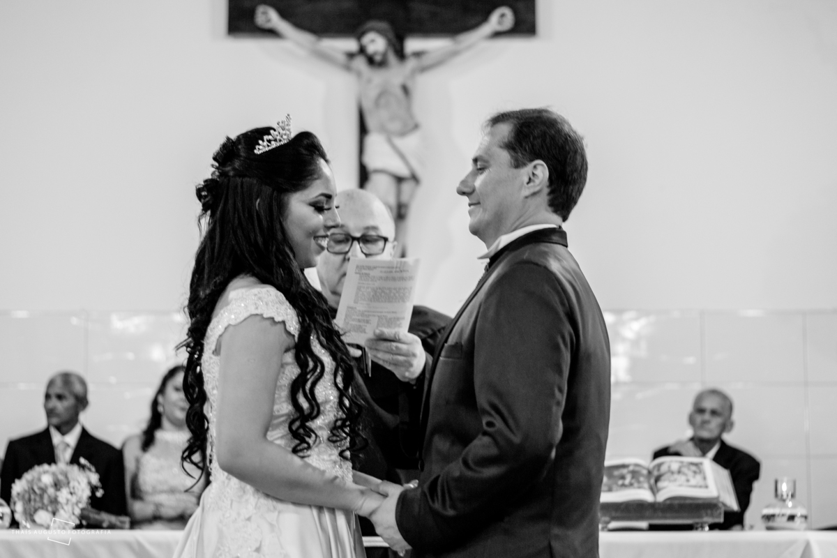 casamento na paróquia de agudos -sp interior de são paulo celebrado pelo frei do seminário