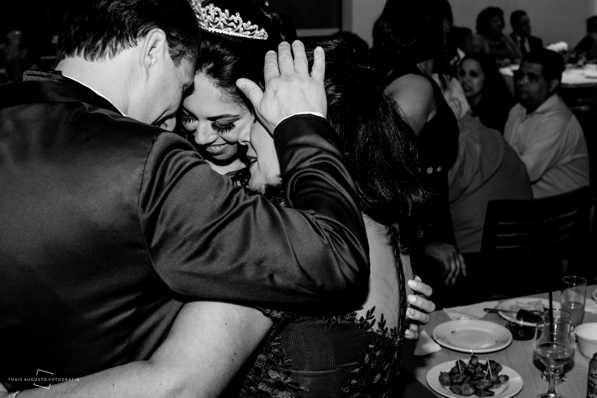 dança dos noivos na festa de casamento