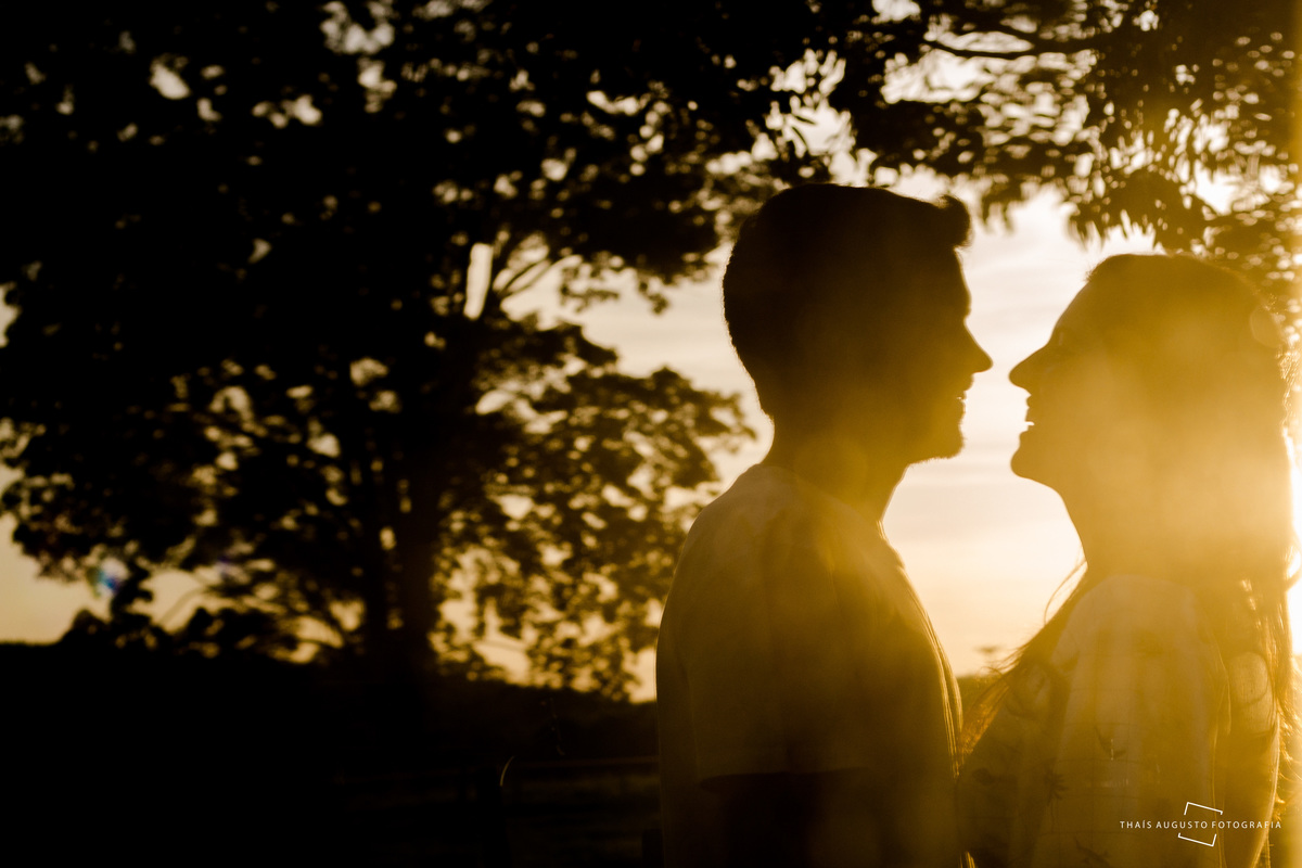 ensaio de casais com por do sol 