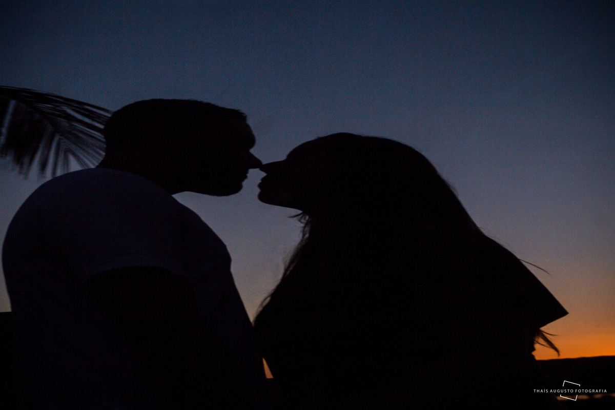 praia de arealva, prainha de arealva ensaio de noivos, fotos de noivos pré casamento ensaio de casamento wedding casamento em bauru fotógrafo de casamento em bauru fotos em bauru pôr do sol de arealva prainha, praia e ponte de arealva  silhueta por do sol