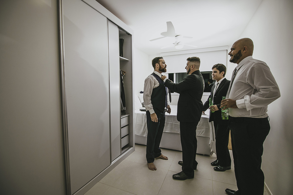 Casamento Rústico Madrinhas Padrinhos Restaurante Dimattoni Hotel Mercure Itaboraí Niterói RJ Vestido Noiva Casal Making of Cerimônia