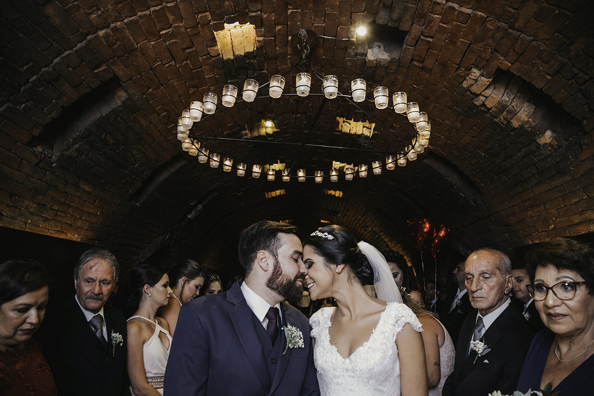 Casamento Rústico Cerimônia Restaurante Dimattoni Itaboraí RJ Vestido Noiva Casal 