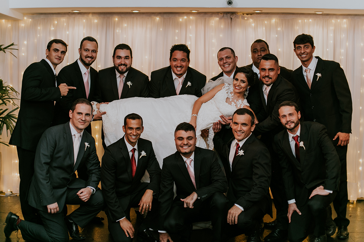 Making Of Noiva Acqua Brasil Spa Ilha do Governador Pra da Bica Ambelle Casa de Festas Casamento Cerimônia Fotos Noiva Casamento de Noite Rústico