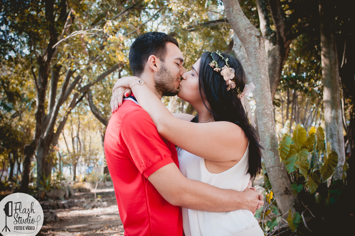 casal se beija em ensaio externo, no rio de janeiro - rj