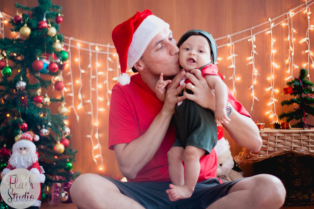 pai e filho em ensaio fotografico de natal no rio de janeiro
