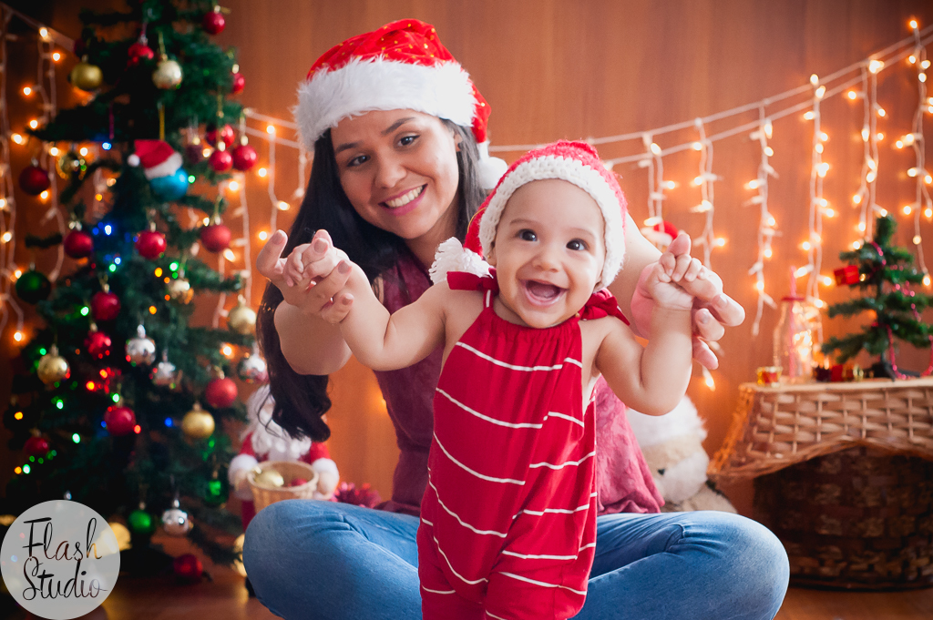 bebe sorrindo, em book de natal em bangu no rio de janeiro