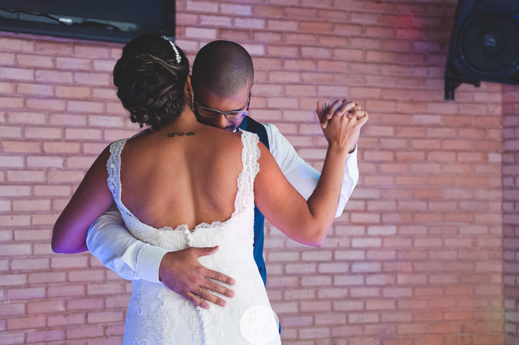 dançando em casamento, no rio de janeiro, na casa de festas Marc Recepçoes