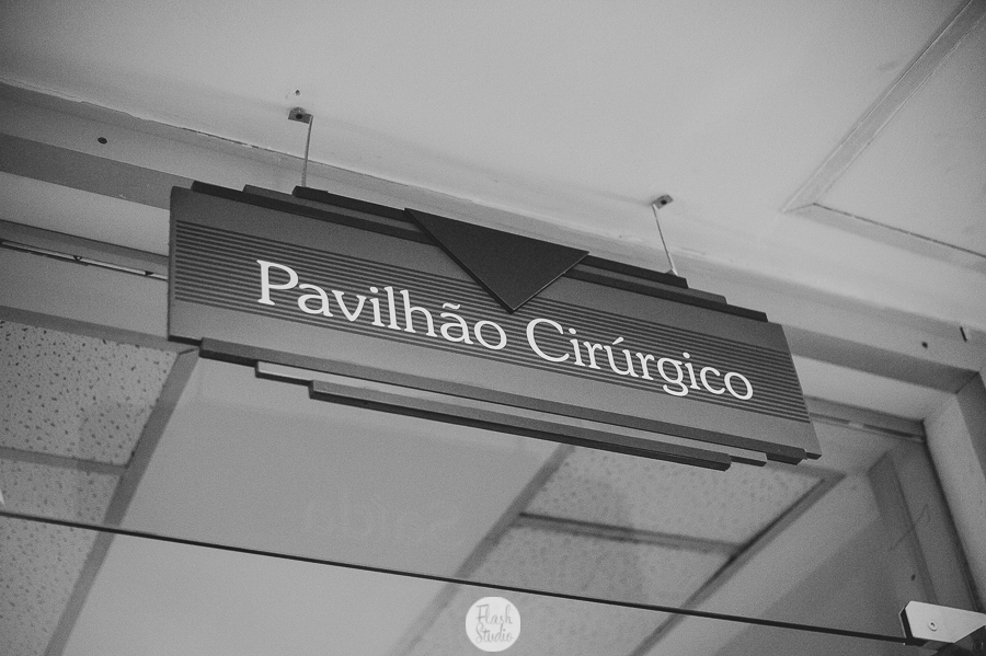 placa do centro cirurgico no rio de janeiro, no casa de saude nossa senhora do carmo - Fotografia de parto