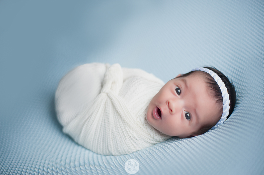 fotografia newborn no rio de janeiro - bebe sorrindo