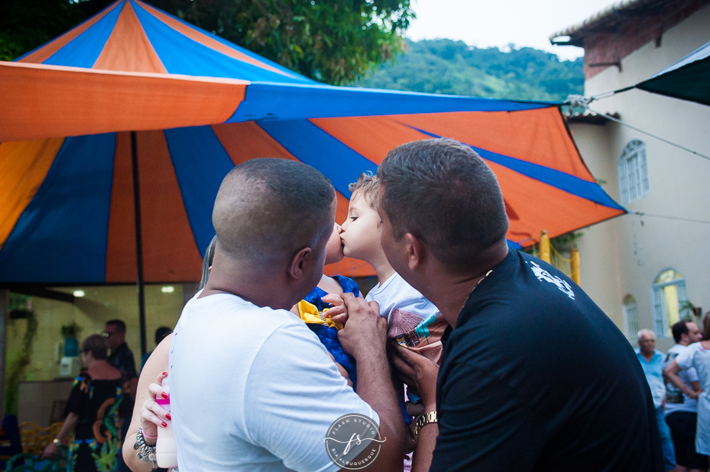 beijo em festa de 1 aninho, do show da luna em campo grande, rio de janeiro