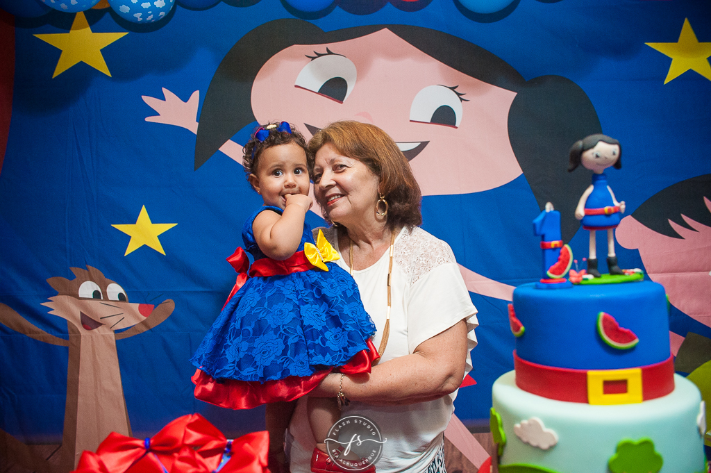 Luna e vovó em festa de 1 aninho, do show da luna em campo grande, rio de janeiro