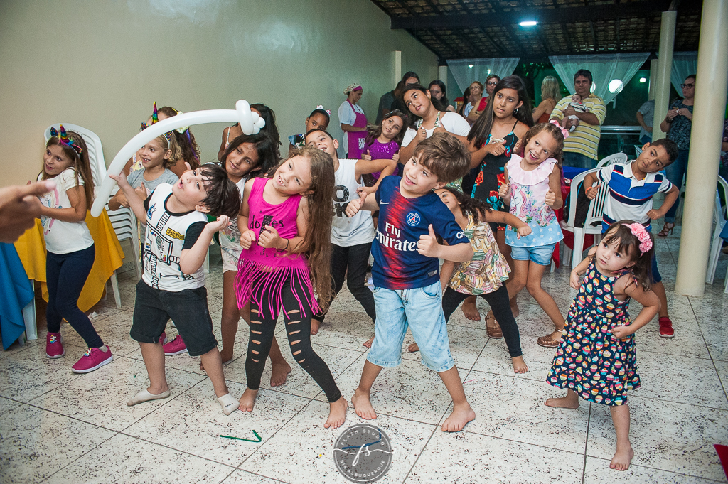 dança do tchutchuê em festa de 1 aninho, do show da luna em campo grande, rio de janeiro