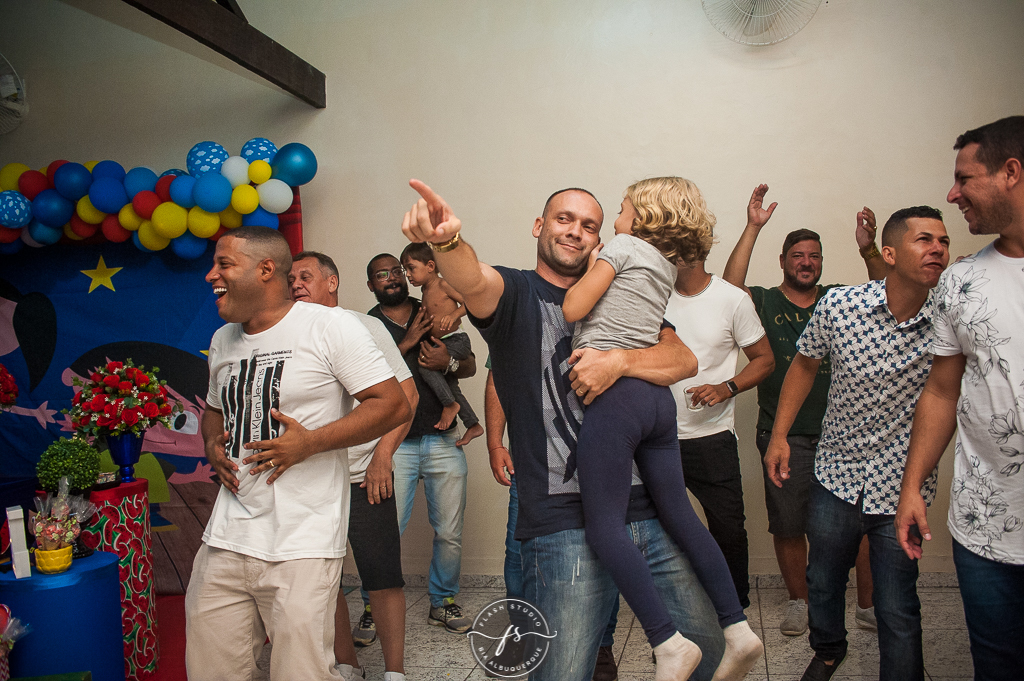 muita brincadeira em festa de 1 aninho, do show da luna em campo grande, rio de janeiro