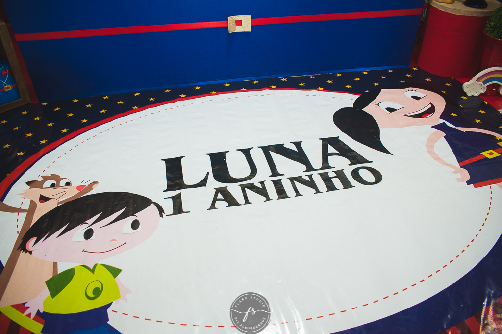 adesivo no chao personalizado em festa de 1 aninho, do show da luna em campo grande, rio de janeiro