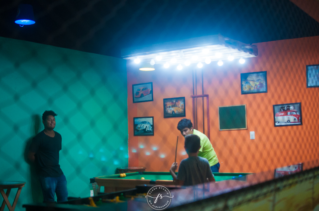 mesa de sinuca em festa de 1 ano da pequena sereia giovana no Na Vila festas no valqueire, rio de janeiro
