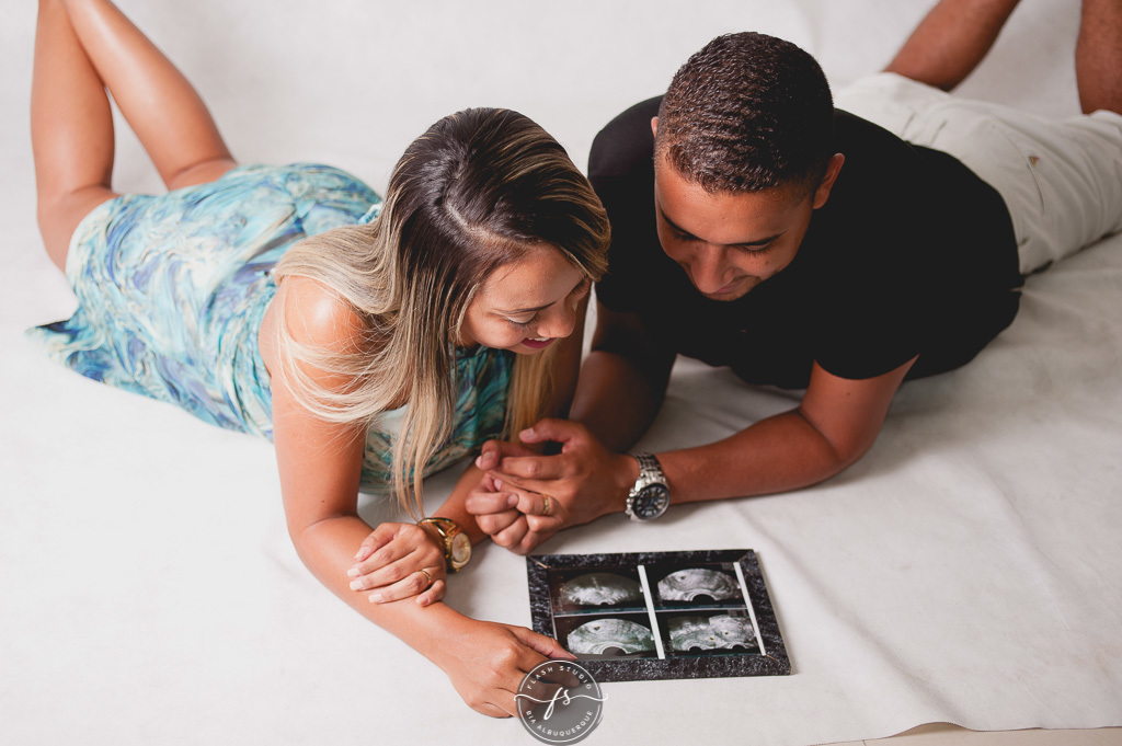 foto com ultra em ensaio de gestante em estudio, em bangu no rio de janeiro 