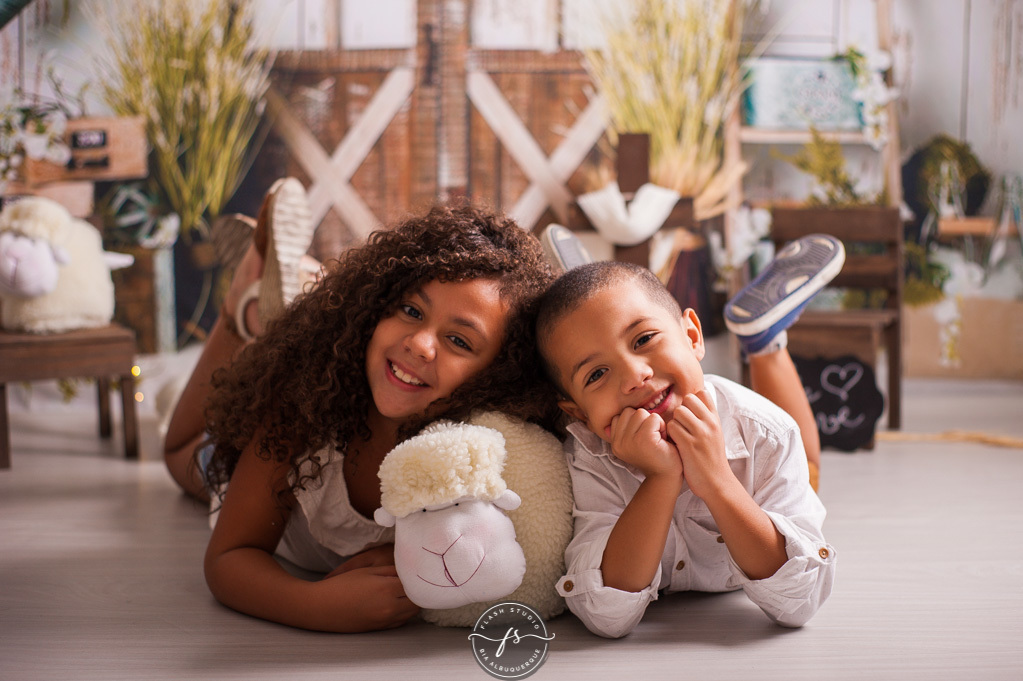 muita fofura em ensaio de pascoa, com coelhinhos e ovelhinhas, no rio de janeiro, em bangu