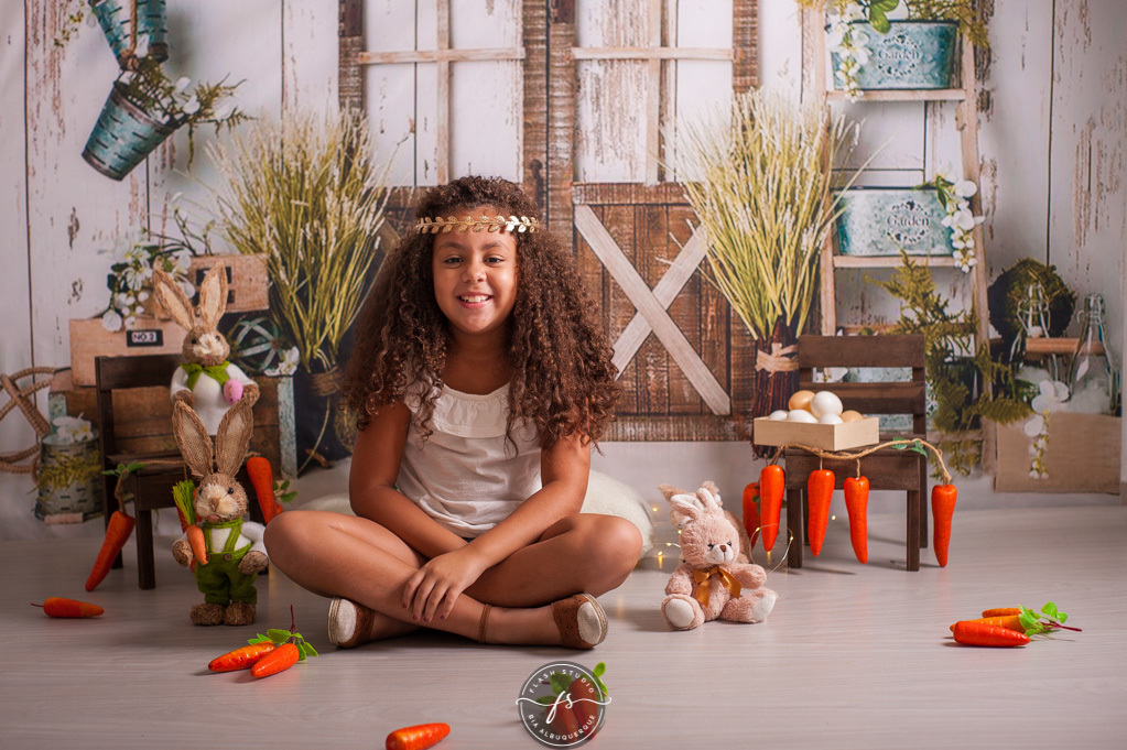 cenario cenouras em ensaio de pascoa, com coelhinhos e ovelhinhas, no rio de janeiro, em bangu