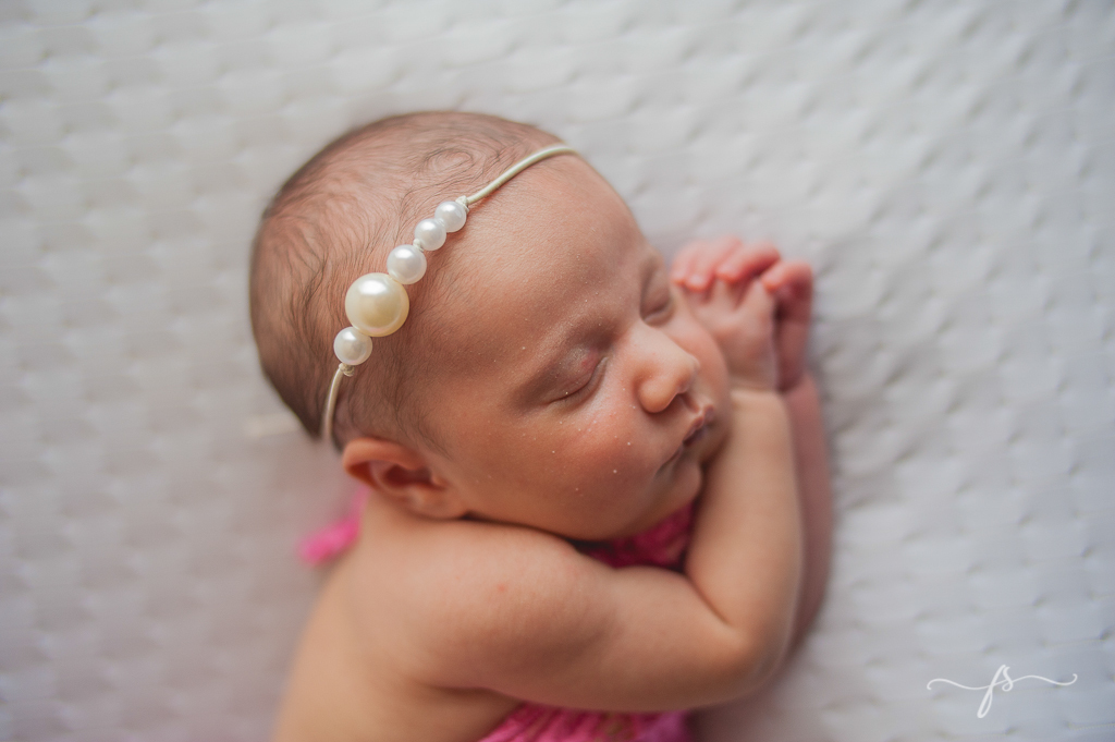 ensaio de recem nascido - newborn - maozinhas juntas