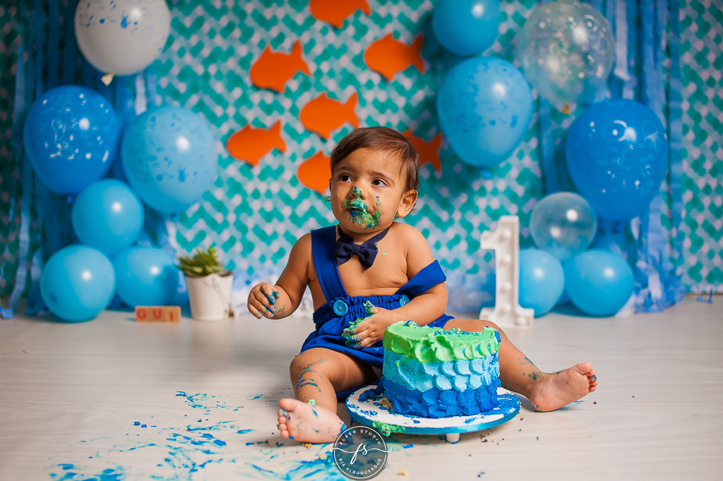 Smash the cake fundo do mar - bangu - rio de janeiro cenario fundo do mar - bebe sujo de bolo 