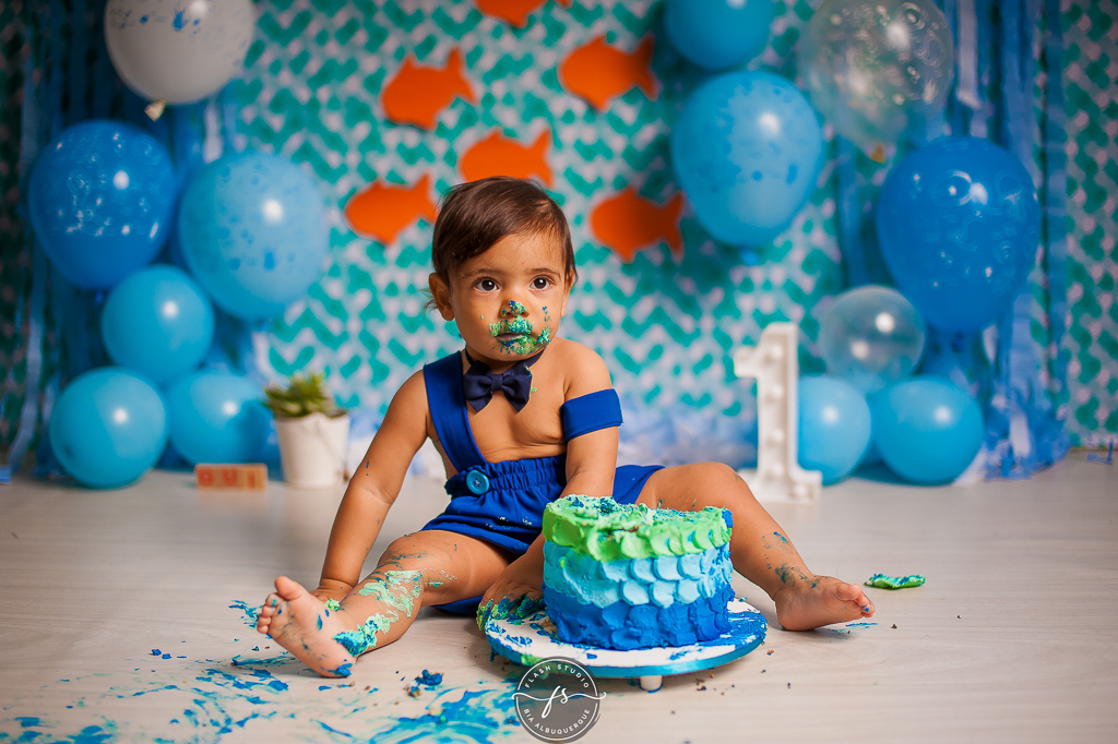 Smash the cake fundo do mar - bangu - rio de janeiro cenario fundo do mar - bebe fazendo bagunça