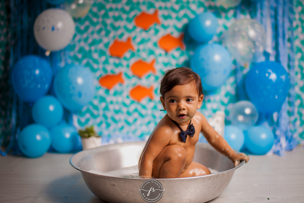 Smash the cake fundo do mar - bangu - rio de janeiro cenario fundo do mar - nenem na hora do banho