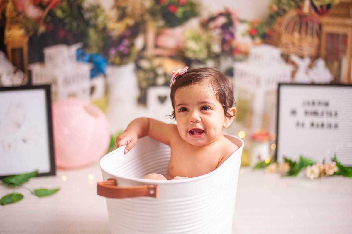 banheira em smash the cake tema raio de sol, em estudio no rio de janeiro, bangu