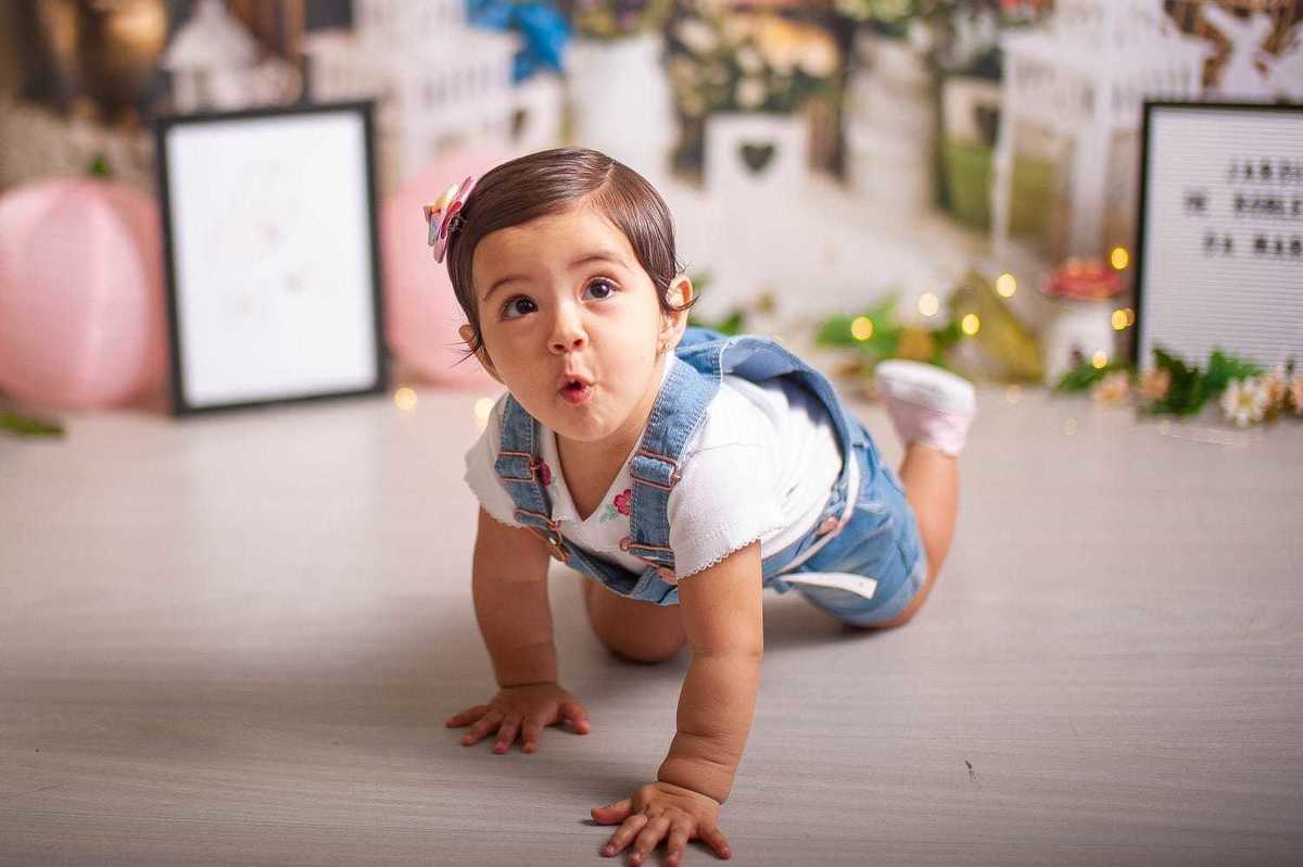 baby linda em smash the cake tema raio de sol, em estudio no rio de janeiro, bangu