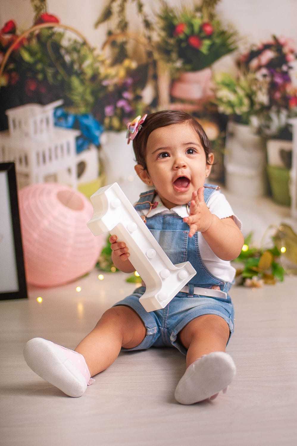 bebe linda em smash the cake tema raio de sol, em estudio no rio de janeiro, bangu